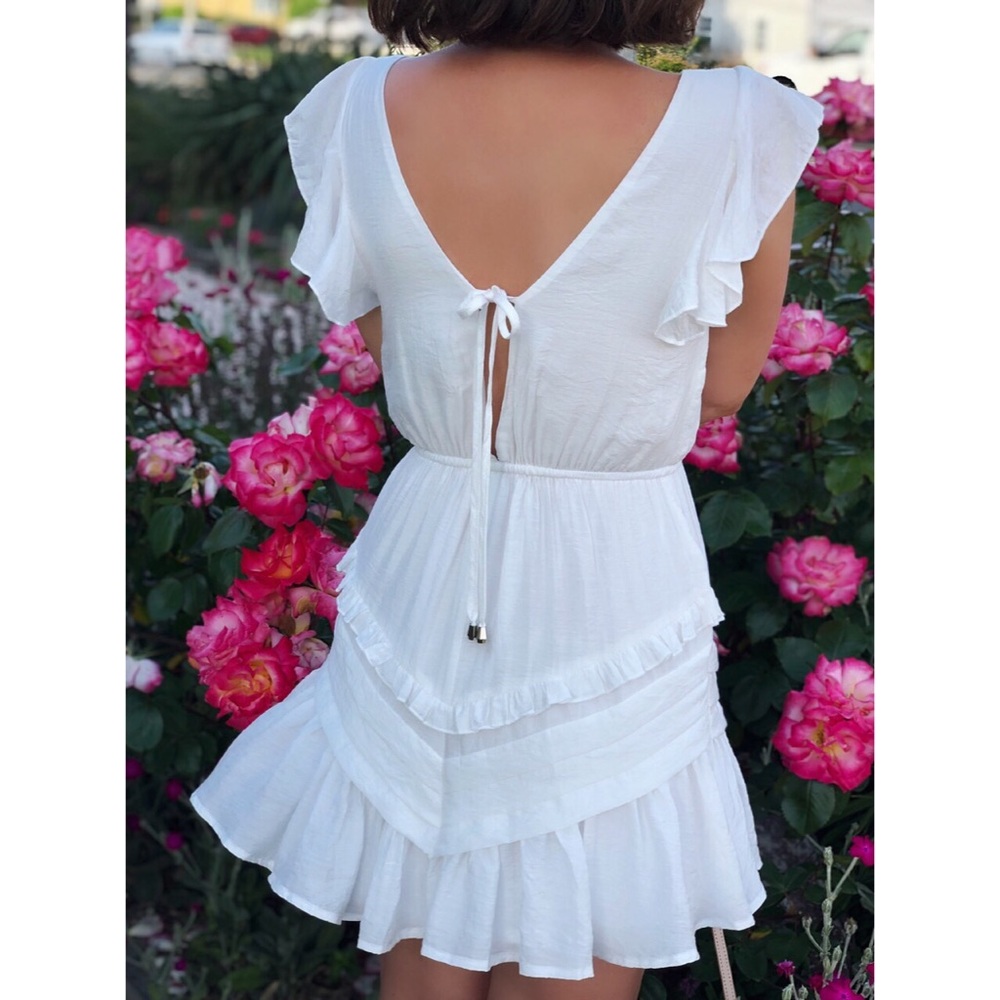 🆕Harmony White Cinch Waist Dress - Picture 2 of 8